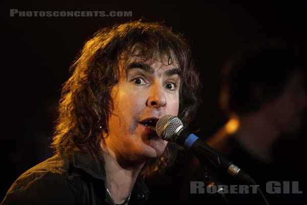 NEW MODEL ARMY - 2006-12-15 - PARIS - La Maroquinerie - 